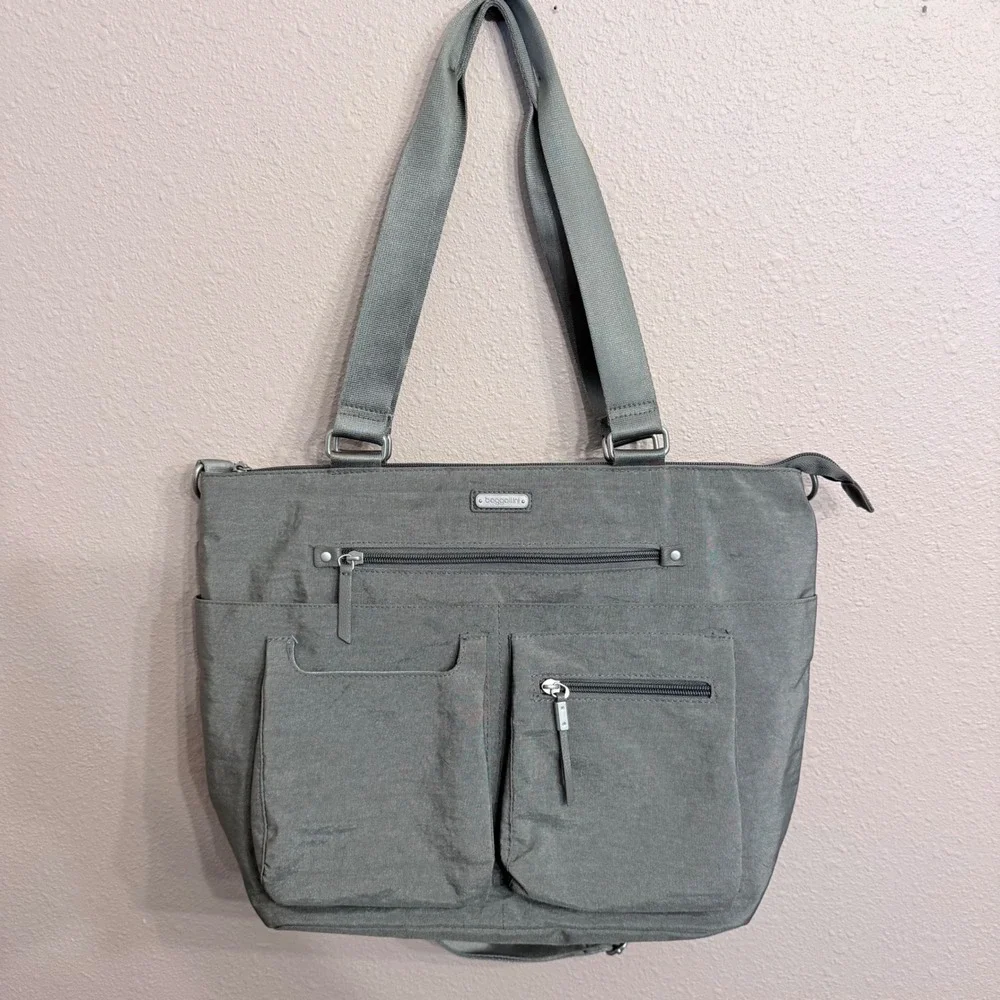 Baggallini Any Day Tote Bag Gray Nylon Travel Shoulder Crossbody Laptop Work Bag